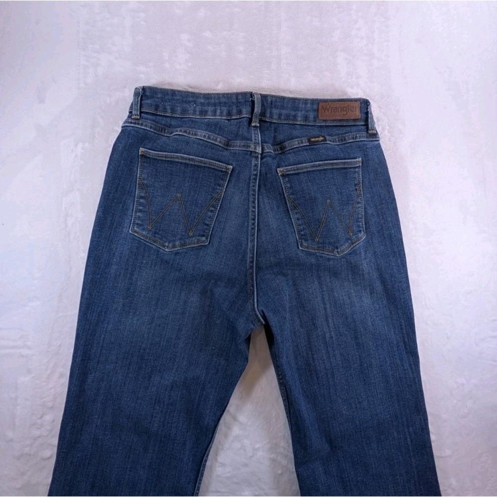 Wrangler Women's High Rise Bold Boot Medium Wash Size 8 Leather Patch Western - Picture 6 of 13